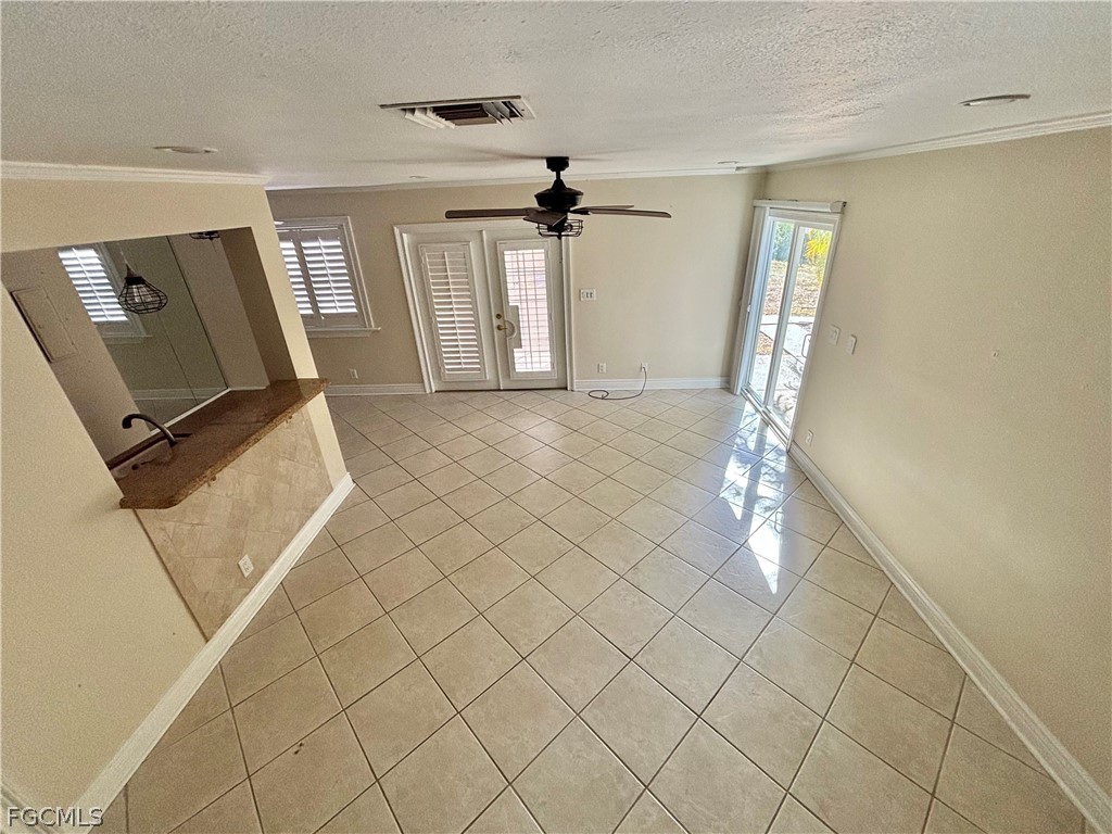 3300 New South Province Boulevard #3 Fort Myers FL 33907 2026007292 image2