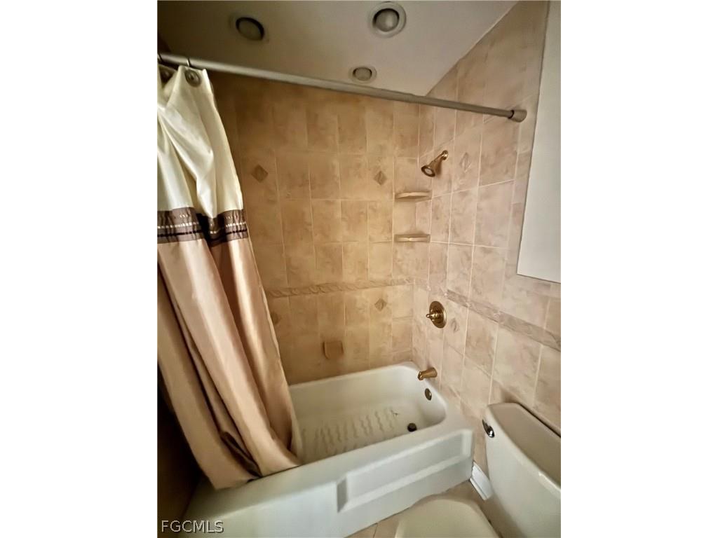 3300 New South Province Boulevard #3 Fort Myers FL 33907 2026007292 image26