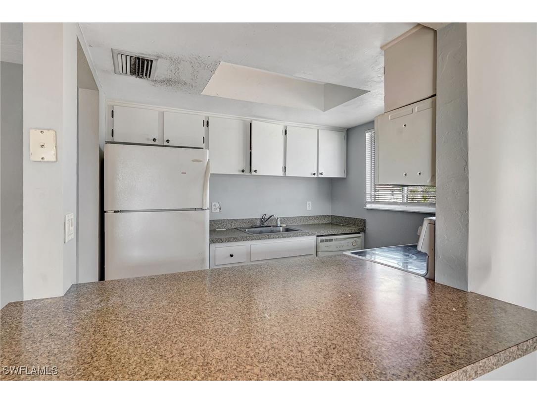 3300 Prince Edward Island Circle #4 Fort Myers FL 33907 225080520 image8