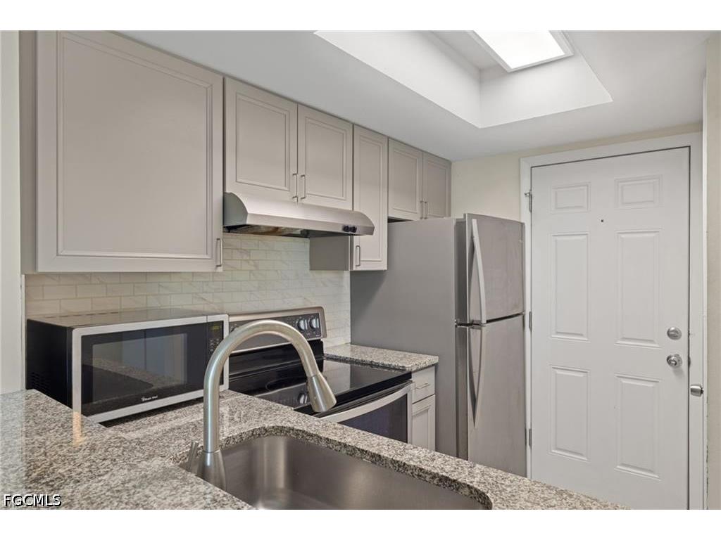 3300 Royal Canadian Trace #3 Fort Myers FL 33907 2026028876 image8