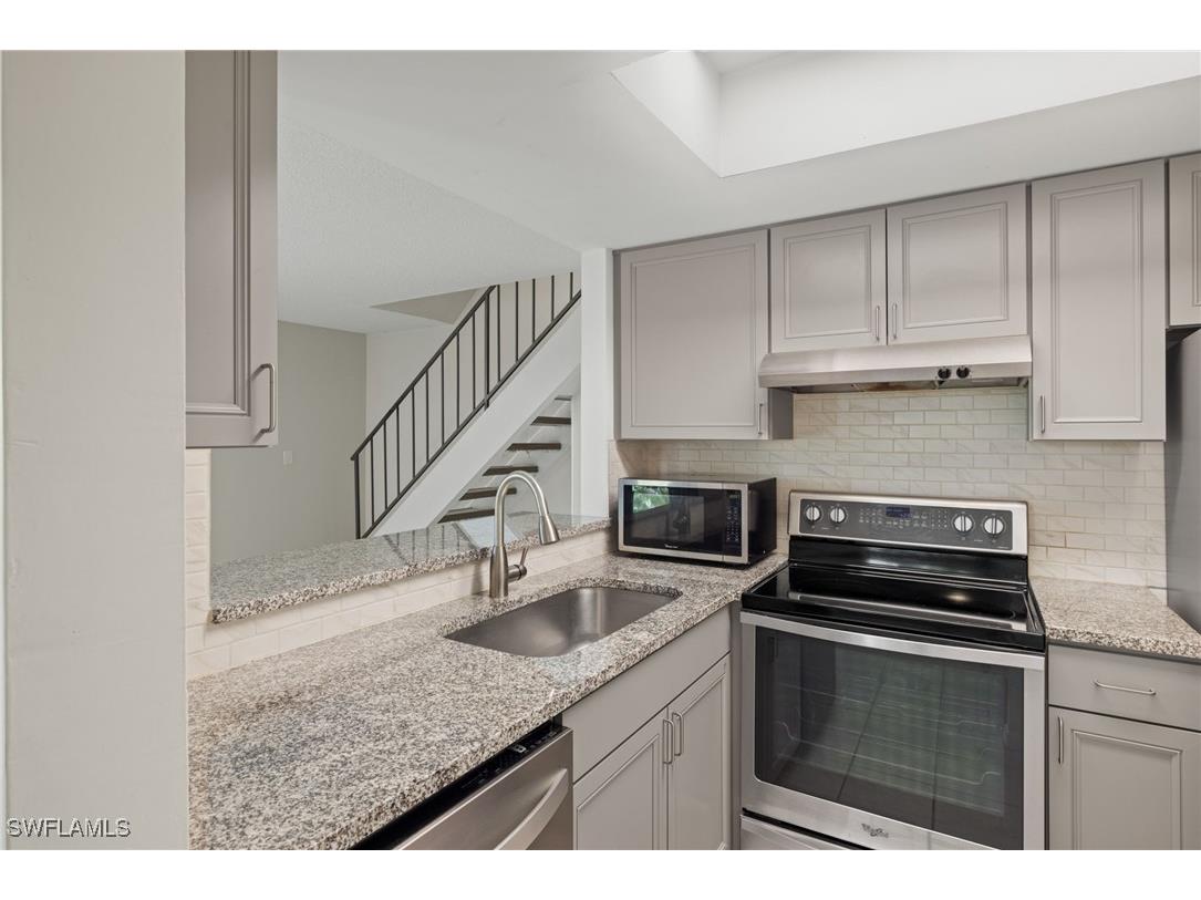 3300 Royal Canadian Trace #3 Fort Myers FL 33907 224074068 image1
