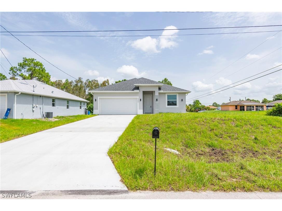 3300 SW 42 Street Lehigh Acres FL 33976 224060156 image1