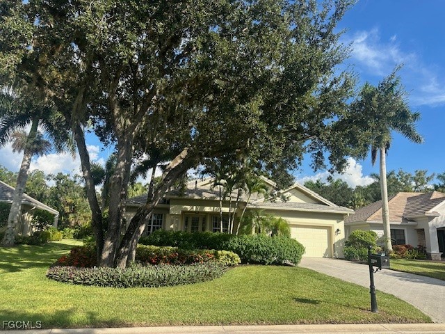 3300 Shady Bend Fort Myers FL 33905 2025006133 image1