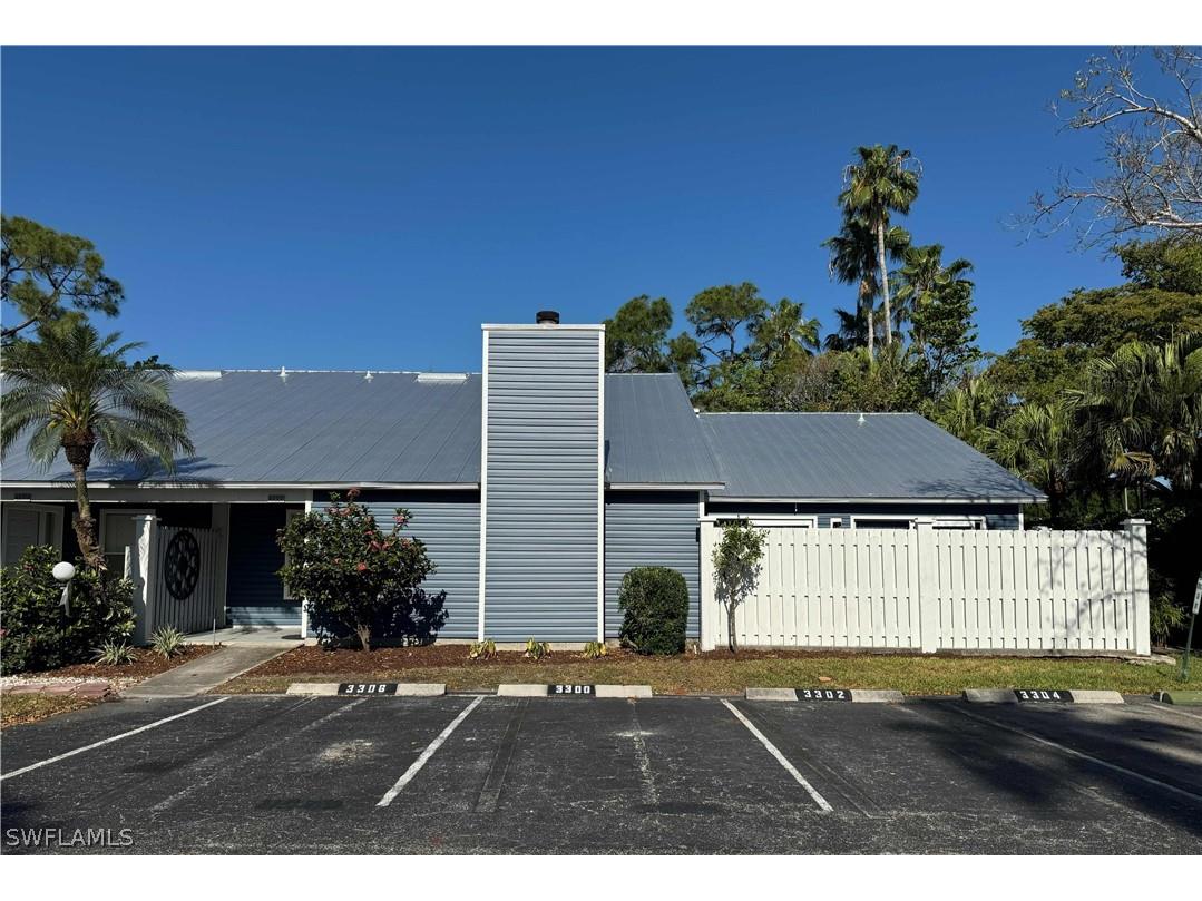 3300 Timberwood Circle #22-0 Naples FL 34105 224036426 image1
