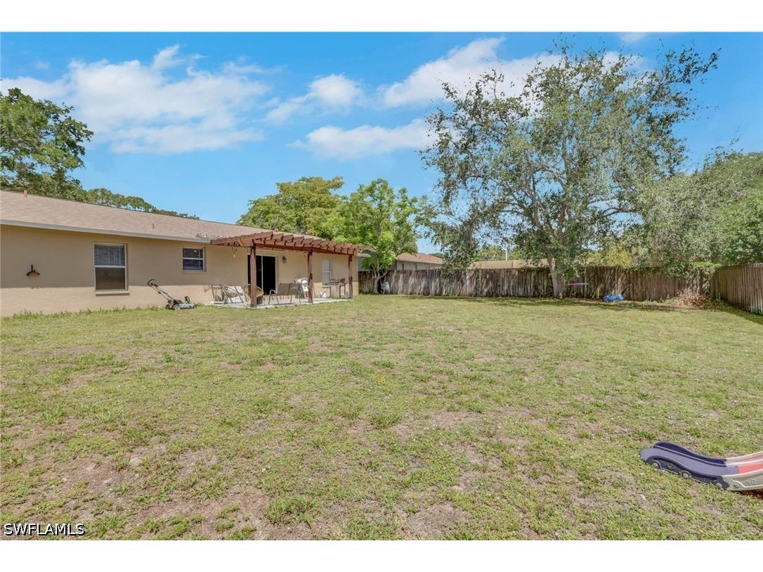 3300 Valencia Drive Naples FL 34120 226017739 image25