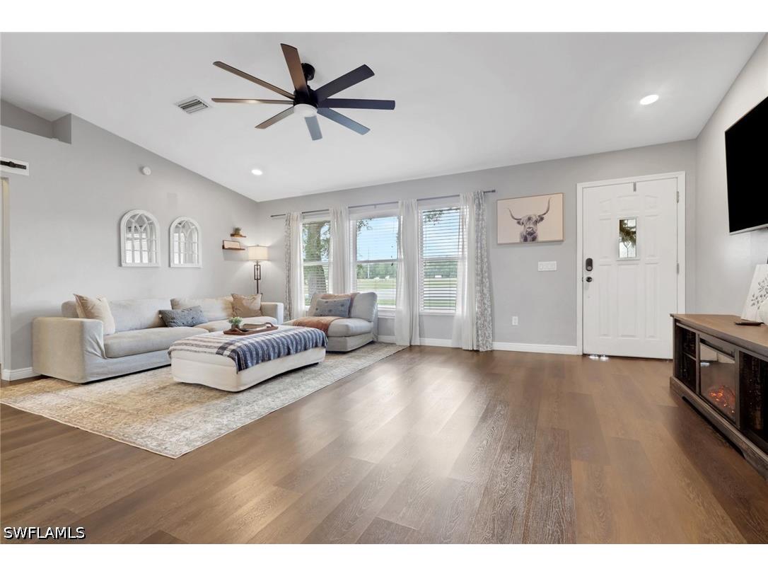 3300 Valencia Drive Naples FL 34120 226017739 image4
