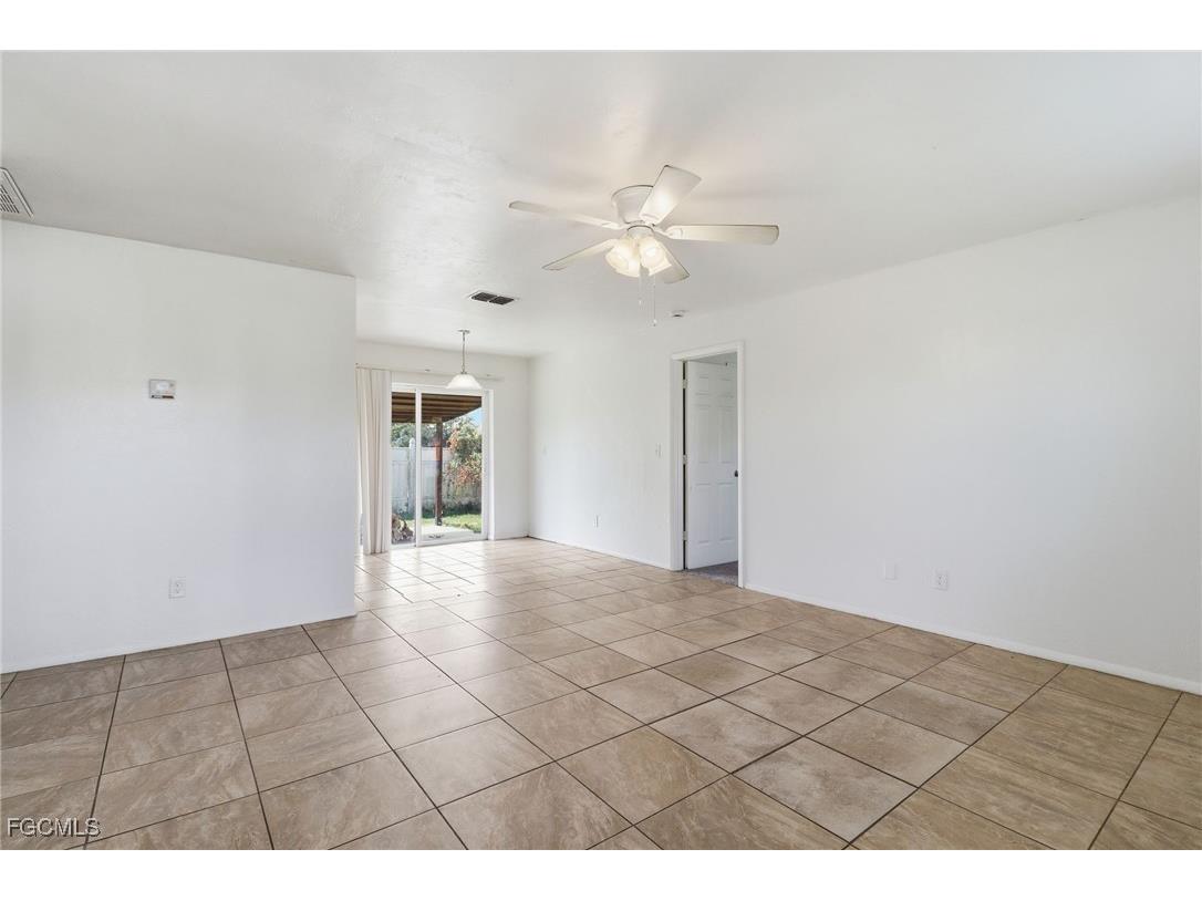 3301 2nd Street W Lehigh Acres FL 33971 2025017589 image4