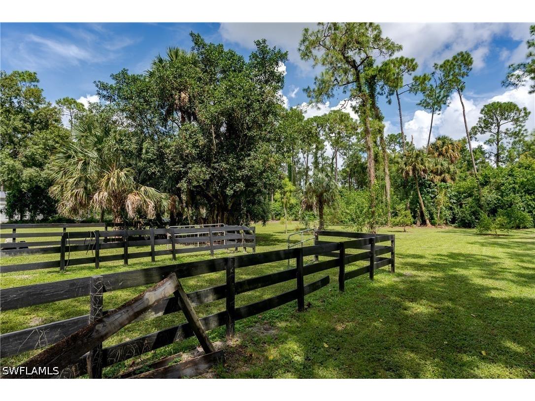 3301 31st Avenue SW Naples FL 34117 226021988 image22