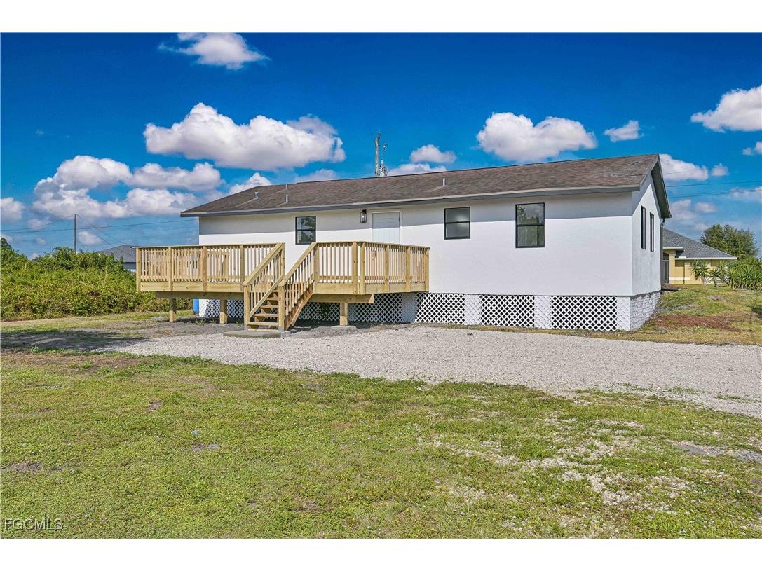 3301 38th Street SW Lehigh Acres FL 33976 2025021548 image1