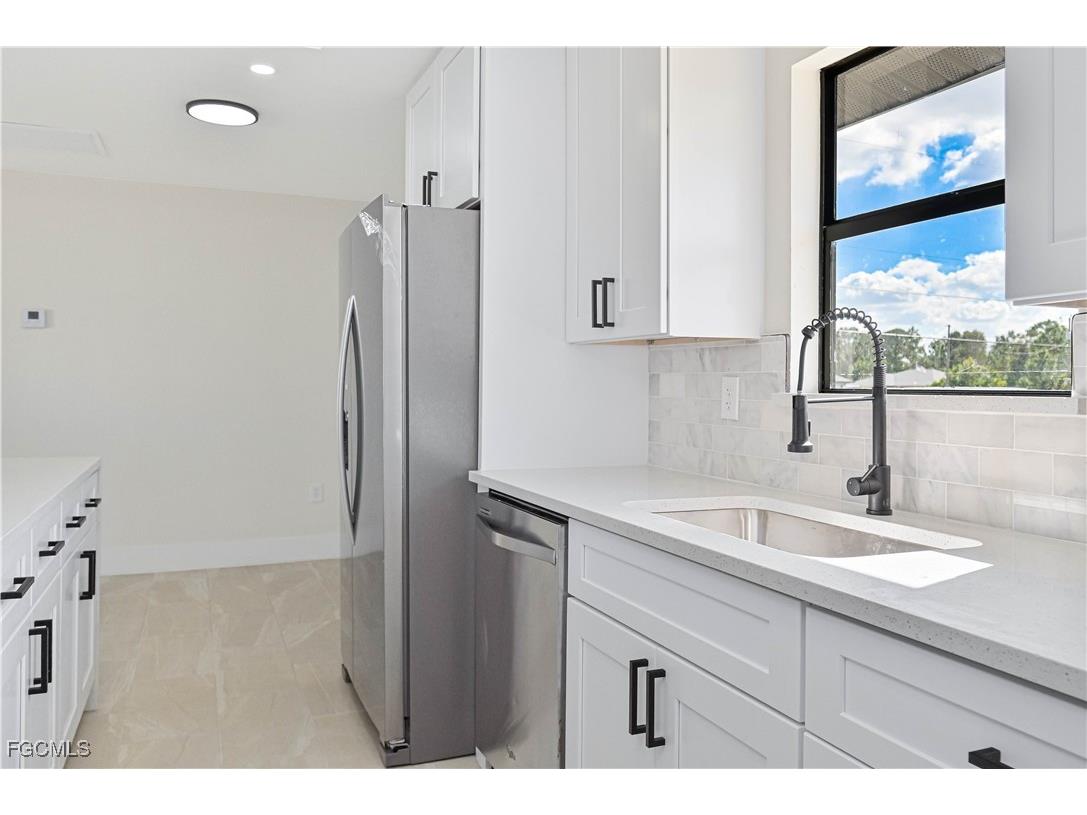 3301 38th Street SW Lehigh Acres FL 33976 2025021548 image13