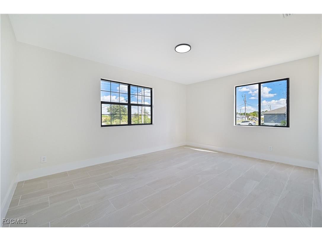 3301 38th Street SW Lehigh Acres FL 33976 2025021548 image17