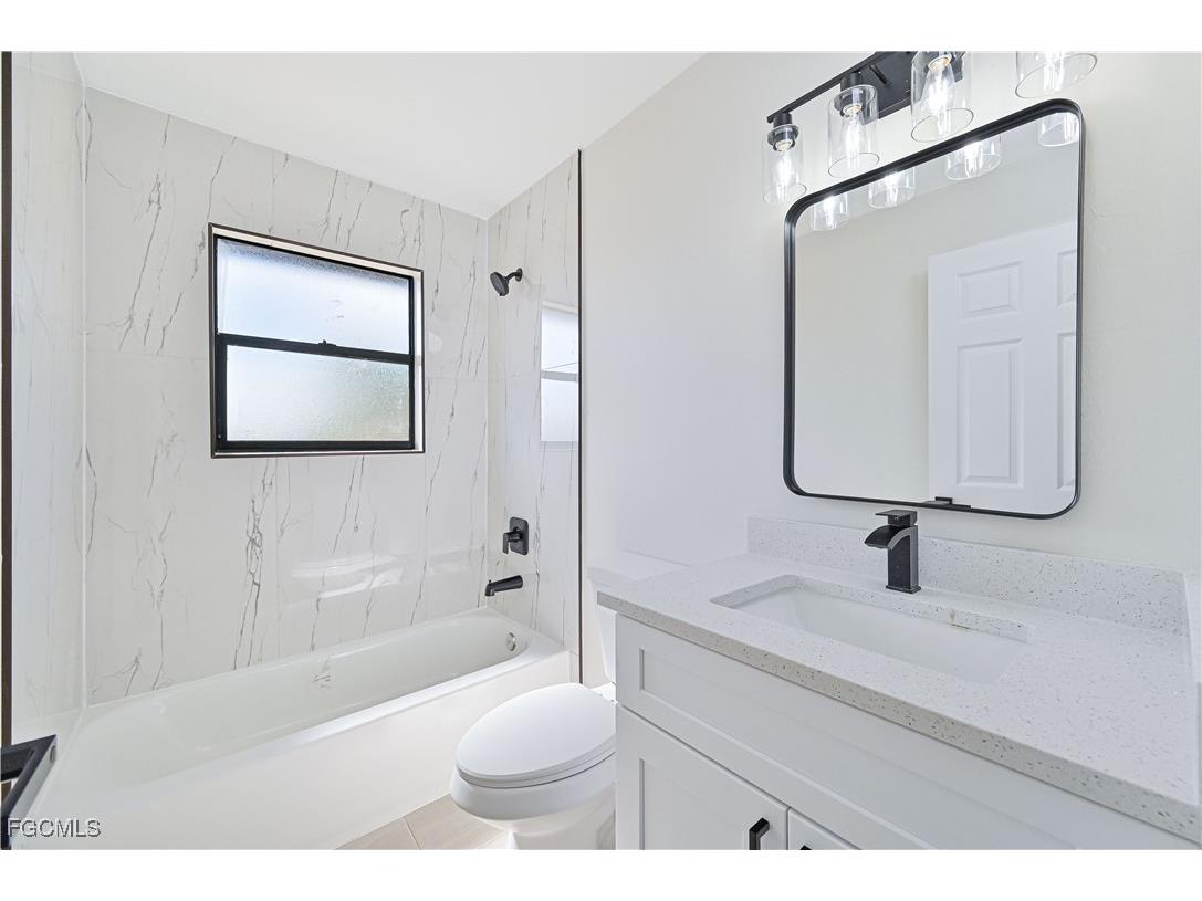 3301 38th Street SW Lehigh Acres FL 33976 2025021548 image19