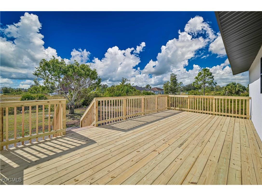 3301 38th Street SW Lehigh Acres FL 33976 2025021548 image2