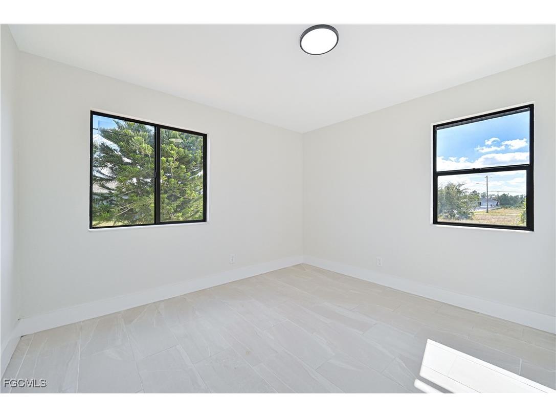 3301 38th Street SW Lehigh Acres FL 33976 2025021548 image20