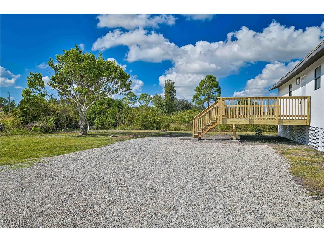3301 38th Street SW Lehigh Acres FL 33976 2025021548 image27