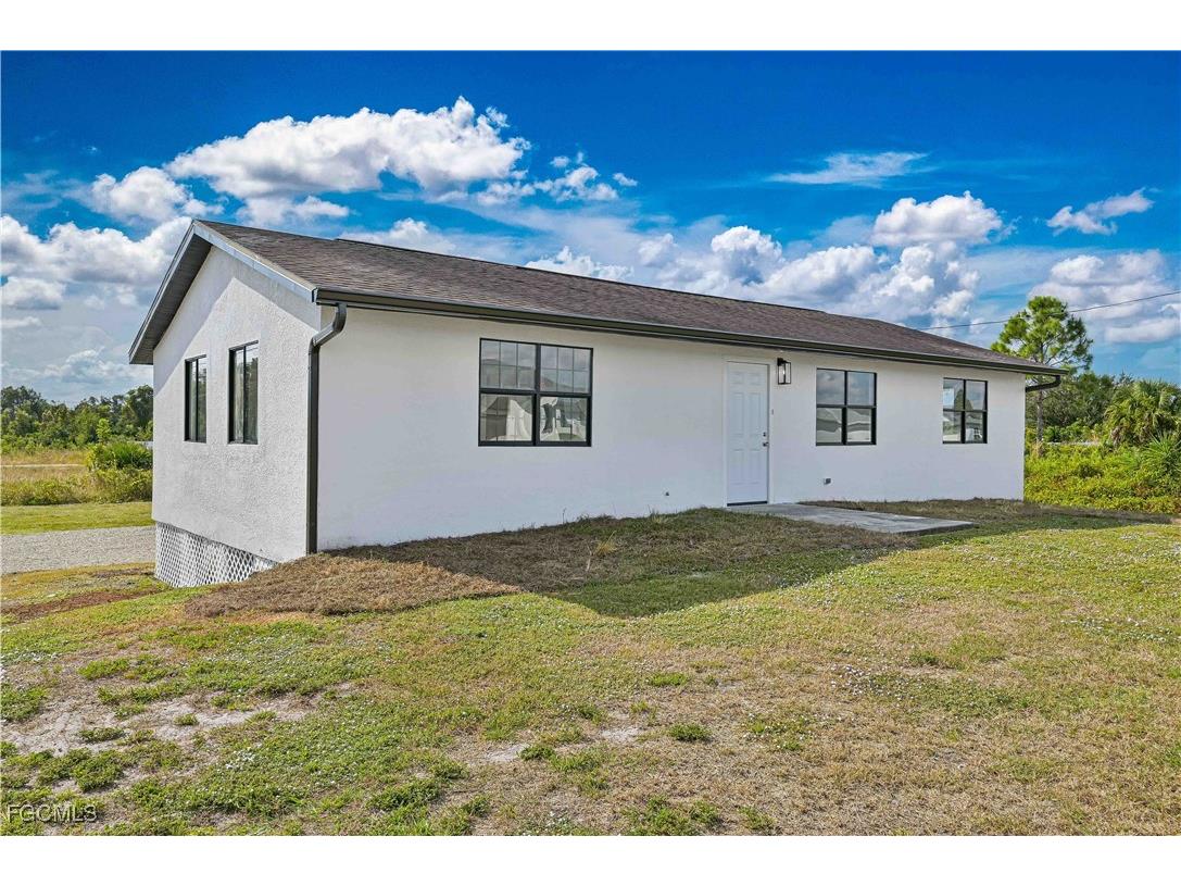 3301 38th Street SW Lehigh Acres FL 33976 2025021548 image30