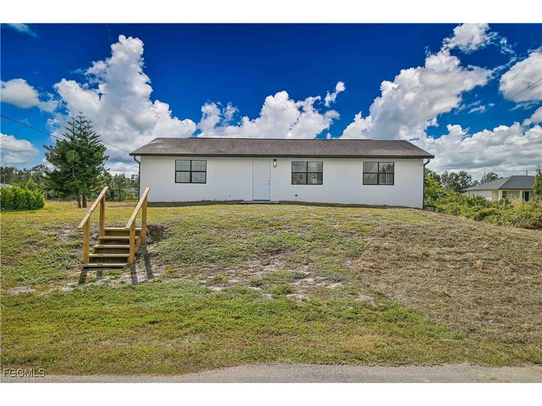 3301 38th Street SW Lehigh Acres FL 33976 2025021548 image32