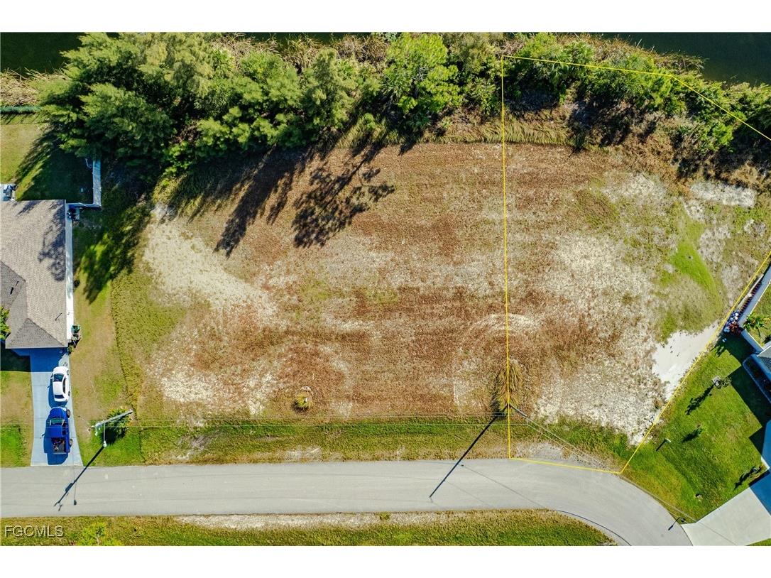 3301 NE 15th Place Cape Coral FL 33909 2025017028 image8