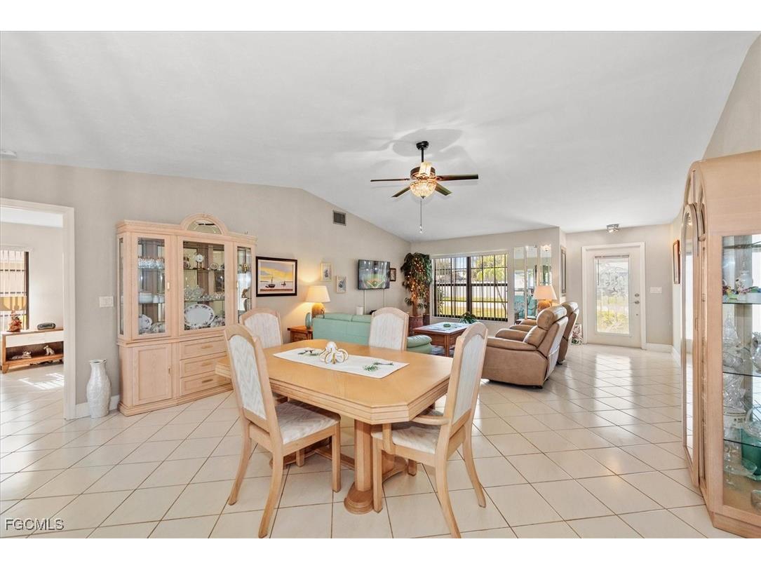 3301 SE 6th Avenue Cape Coral FL 33904 2025025064 image7