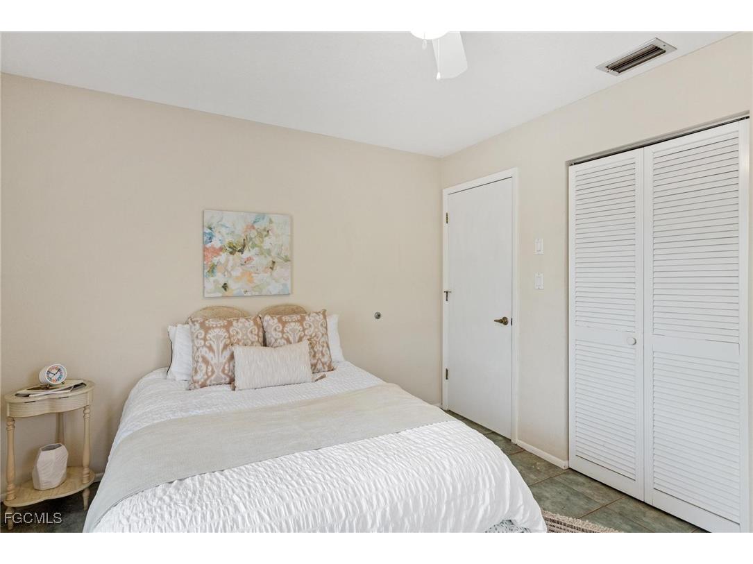 3301 Santa Barbara Drive Punta Gorda FL 33983 2025001469 image29