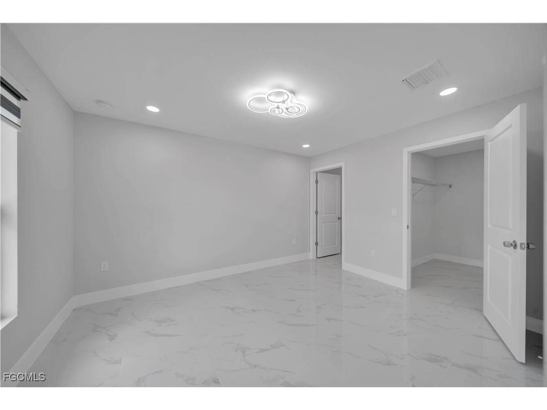 3302 39th Street W Lehigh Acres FL 33971 2025014110 image10