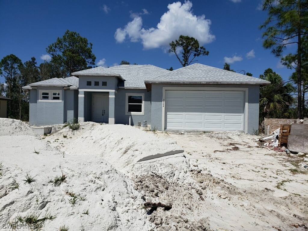 3302 42nd Street SW Lehigh Acres FL 33976 223025588 image1