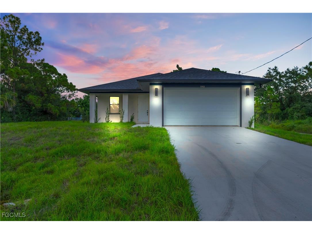 3302 43rd Street W Lehigh Acres FL 33971 2025011586 image1