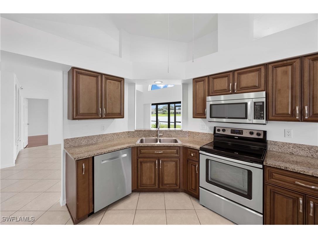 3302 Arlette Drive Naples FL 34109 225074386 image11