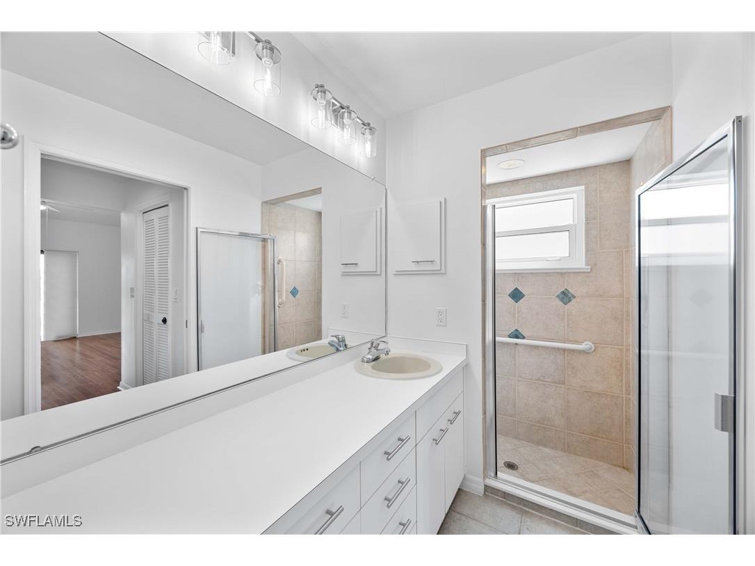 3302 Arlette Drive Naples FL 34109 225074386 image16