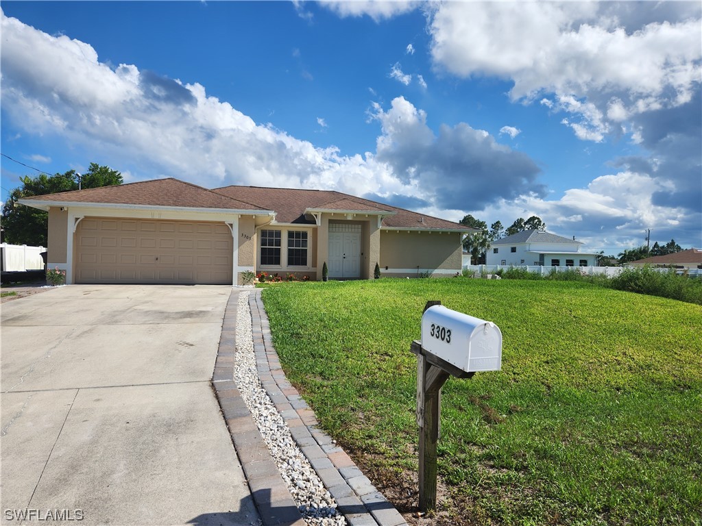 3303 42nd Street SW Lehigh Acres FL 33976 223042468 image1