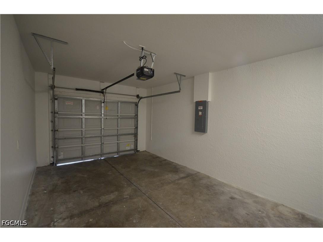 3303 Armstrong Court Fort Myers FL 33916 2026019467 image15