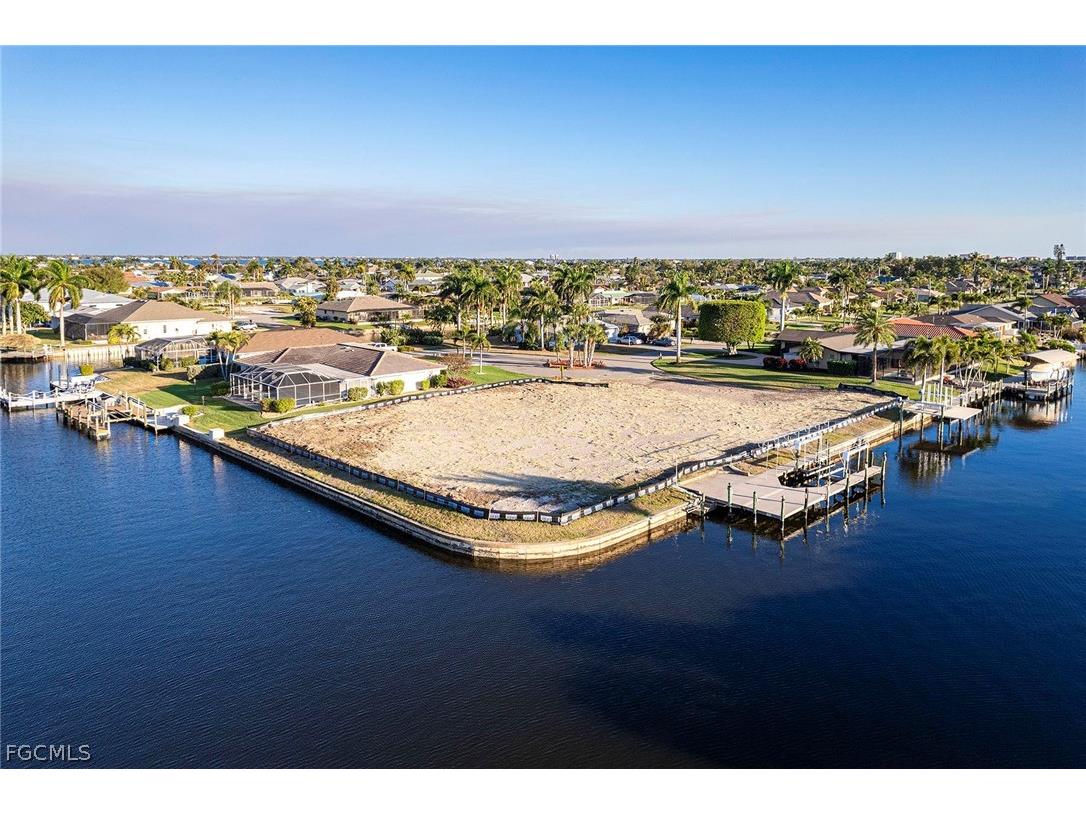 3303 SE 18th Place Cape Coral FL 33904 2026010026 image2