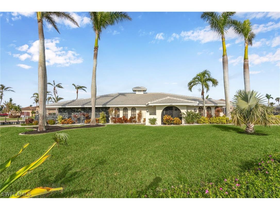 3303 SE 18th Place Cape Coral FL 33904 222090763 image1
