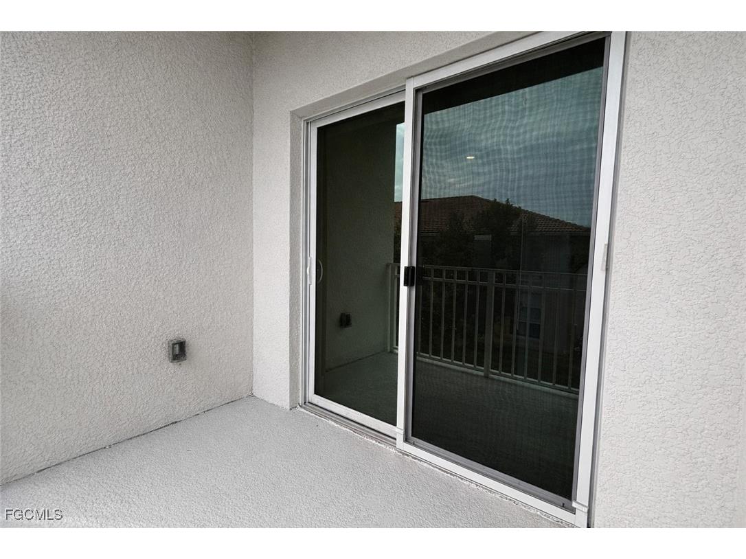 3313 SW 8th Place #206 Cape Coral FL 33914 2026003226 image19