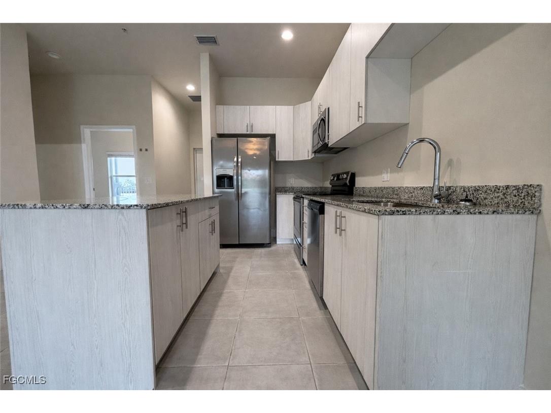 3313 SW 8th Place #206 Cape Coral FL 33914 2026003226 image5
