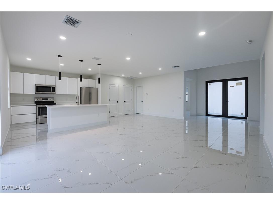 3304 67th Street W Lehigh Acres FL 33971 225072461 image3