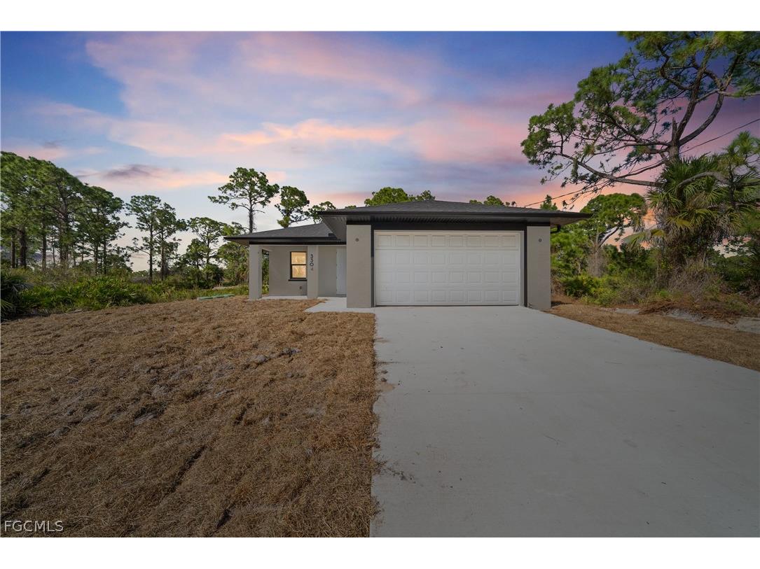 3304 69th Street W Lehigh Acres FL 33971 2026011689 image1