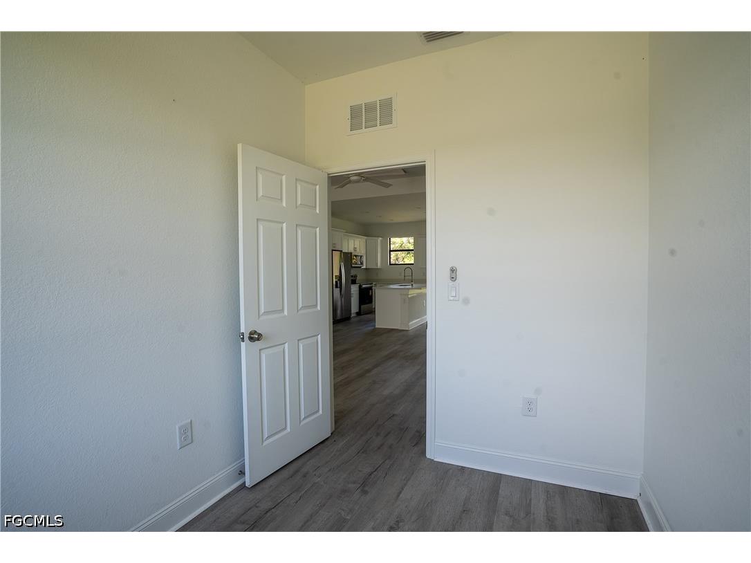 3304 Glencove Street Punta Gorda FL 33980 2026020582 image11