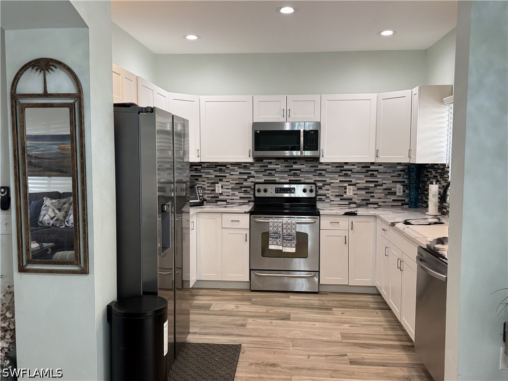 3304 Lisa Lane #102 Naples FL 34109 226014698 image14