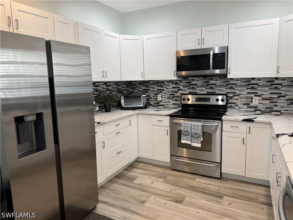 3304 Lisa Lane #102 Naples FL 34109 226014698 image15