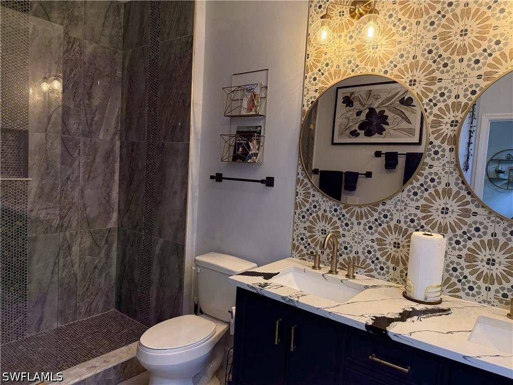 3304 Lisa Lane #102 Naples FL 34109 226014698 image23