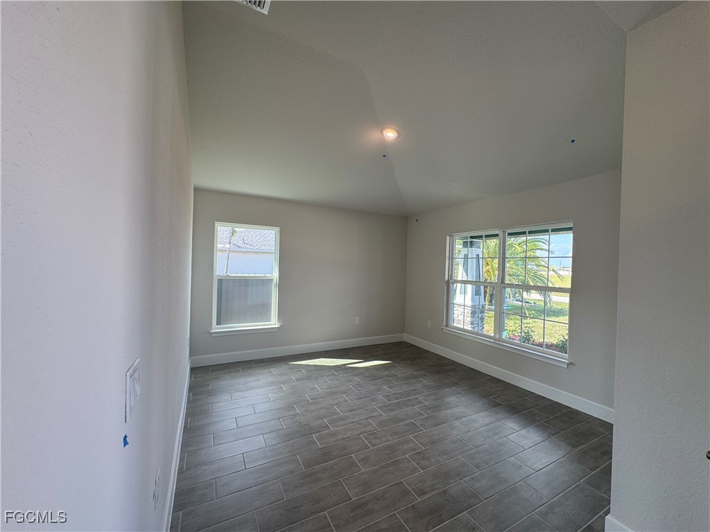 3304 NW 6th Terrace Cape Coral FL 33993 2025022137 image9