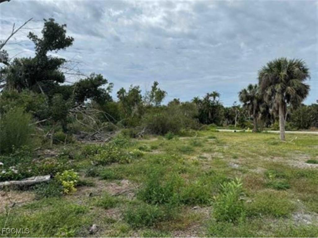 3304 Saint Kilda Road Sanibel FL 33957 2025007388 image7