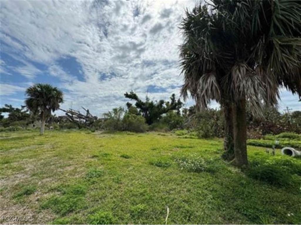 3304 Saint Kilda Road Sanibel FL 33957 2025007388 image8