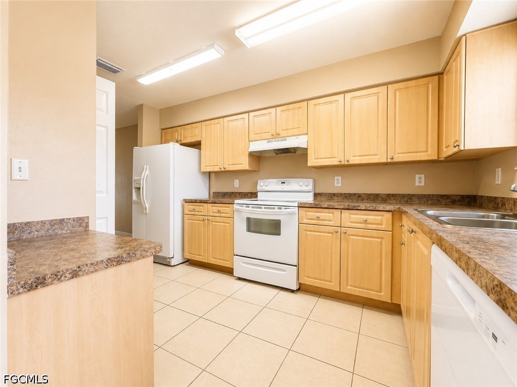 3304 Skyline Boulevard #201 Cape Coral FL 33914 2026025628 image3