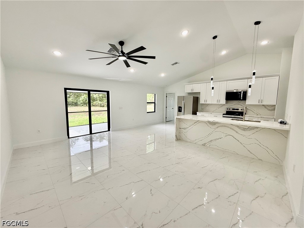 3305 39th Street W Lehigh Acres FL 33971 2026016475 image12