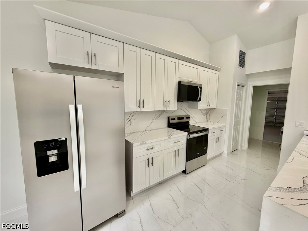 3305 39th Street W Lehigh Acres FL 33971 2026016475 image9