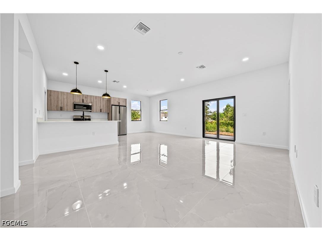 3305 43rd Street W Lehigh Acres FL 33971 2026021444 image3