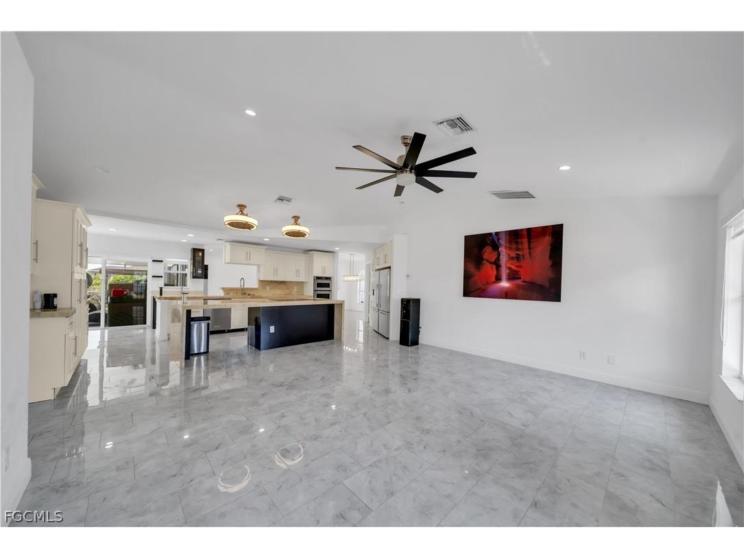 3305 5th Street SW Lehigh Acres FL 33976 2026009002 image5
