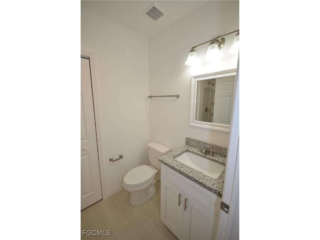 3305 Bassie Court Fort Myers FL 33916 2025017354 image19